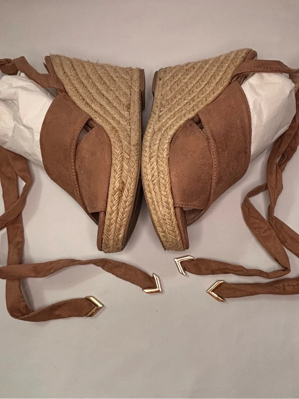 Bella Marie Faux Suede Wrap Espadrille Wedge Sandals in Brown Sz 7